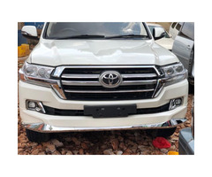 Land cruiser Prado 2010 model petrol engine full registered on UAS in very neat condition just buy a