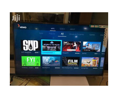32 smart TV monitor on sell