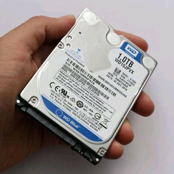 1 terabyte data laptop hard disk - 1/2