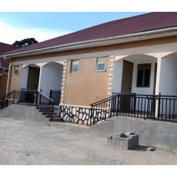 Kireka double rooms are available for rent @200k - 1/5