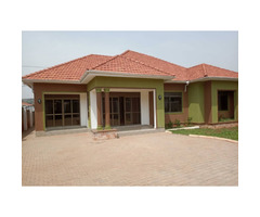 Kira 5bedroom house sitting on 20 decimals of land is available for sale@450m