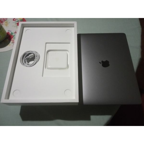 MacBook Pro 13-inch M1,2020 - 4/5