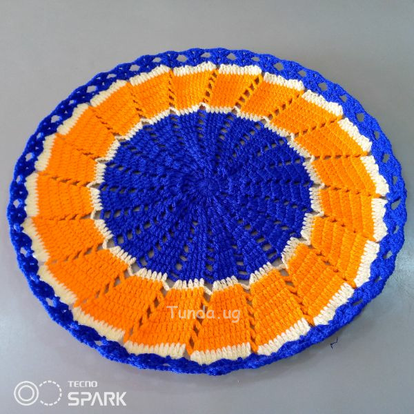 Round crochet dining table placemats   rctive look. - 1/1